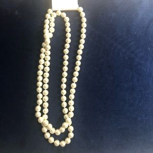 Forever 21 Jewelry - Forever 21 pearl necklace Forever 21 Jewelry - Forever 21 pearl necklace